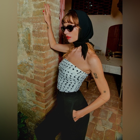 REFORMATION ROSIE TOP - Picture 5 of 7